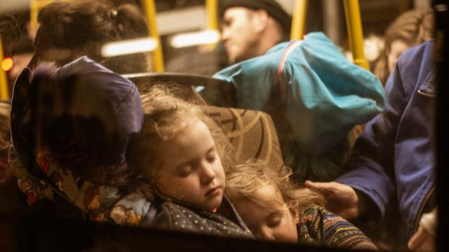 Ukrayna: Saldırılarda 177 çocuk öldü