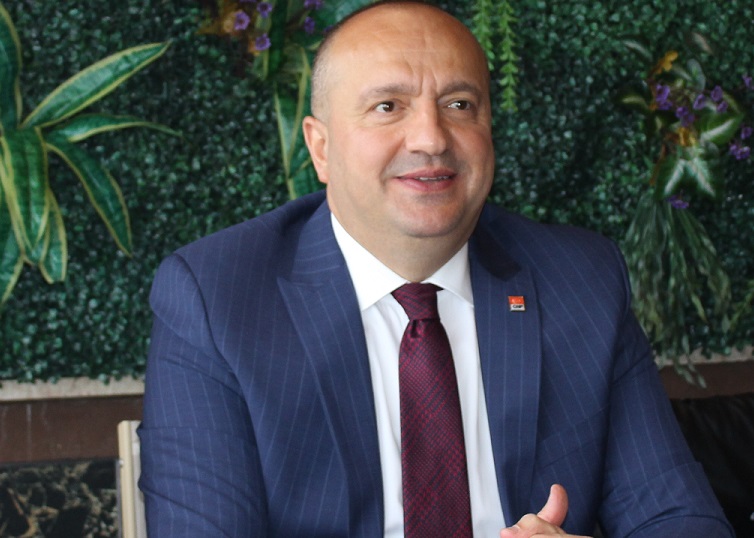 Türk Mehmetçiklerden “Tek Yürek Kampanyasına” duygulandıran bağış…