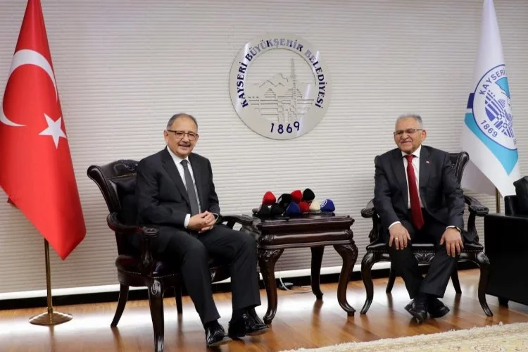 Bakan Özhaseki bütün belediyelere seslendi: Kentsel dönüşüm için kapımız açık