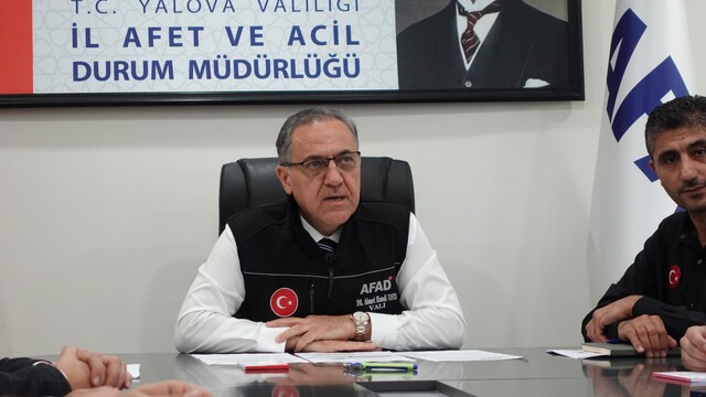 Yalova’da Şiddetli Yağış Alarmı: Vali Usta AFAD’da Son Durumu Açıkladı