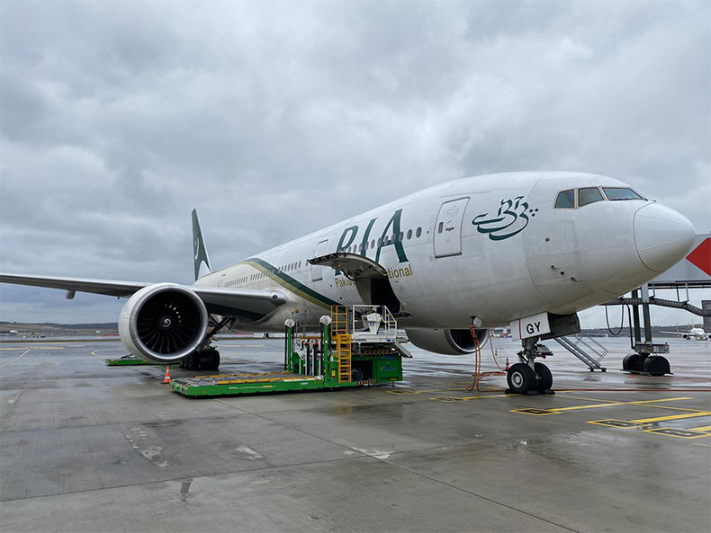Pakistanlı pilot, yarı yolda acil iniş yapıp tekrar uçmayı reddetti: ‘Mesaim bitti’