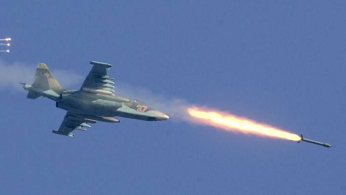 Rus savaş jetleri, İdlib’i vurdu!