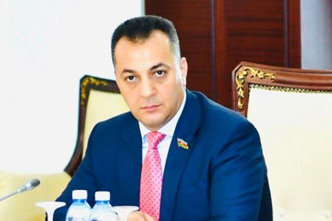 Vugar İsgandarov: “Ermenistan ikili  siyasi oyun oynuyor”